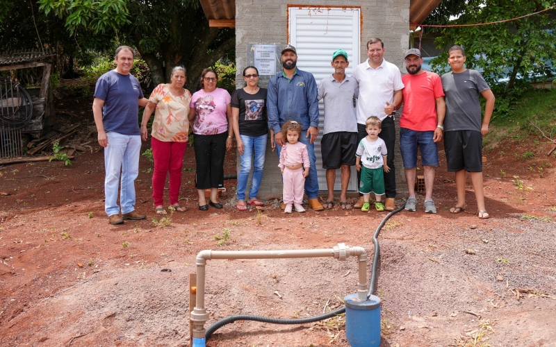 COMUNIDADE DE SÃO JOAQUIM RECEBE POÇO ARTESIANO